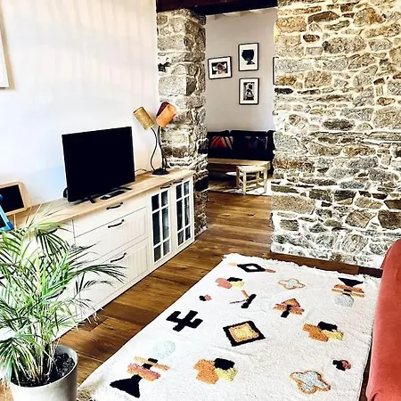Maison Du Bois Hardy 10pers/jardin/parking *